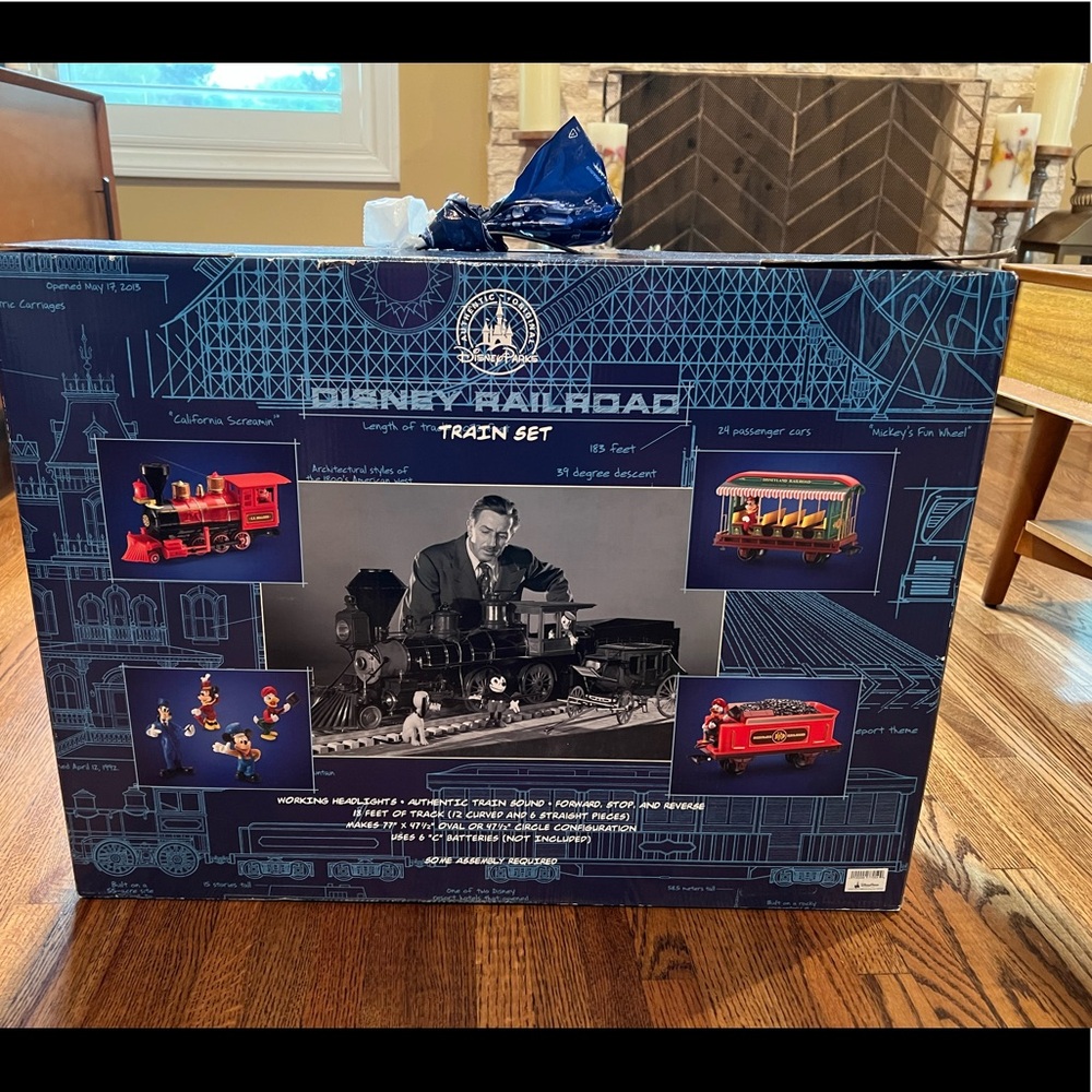 Disney Railroad Train Set! NWOT unopened box, for disney lover!